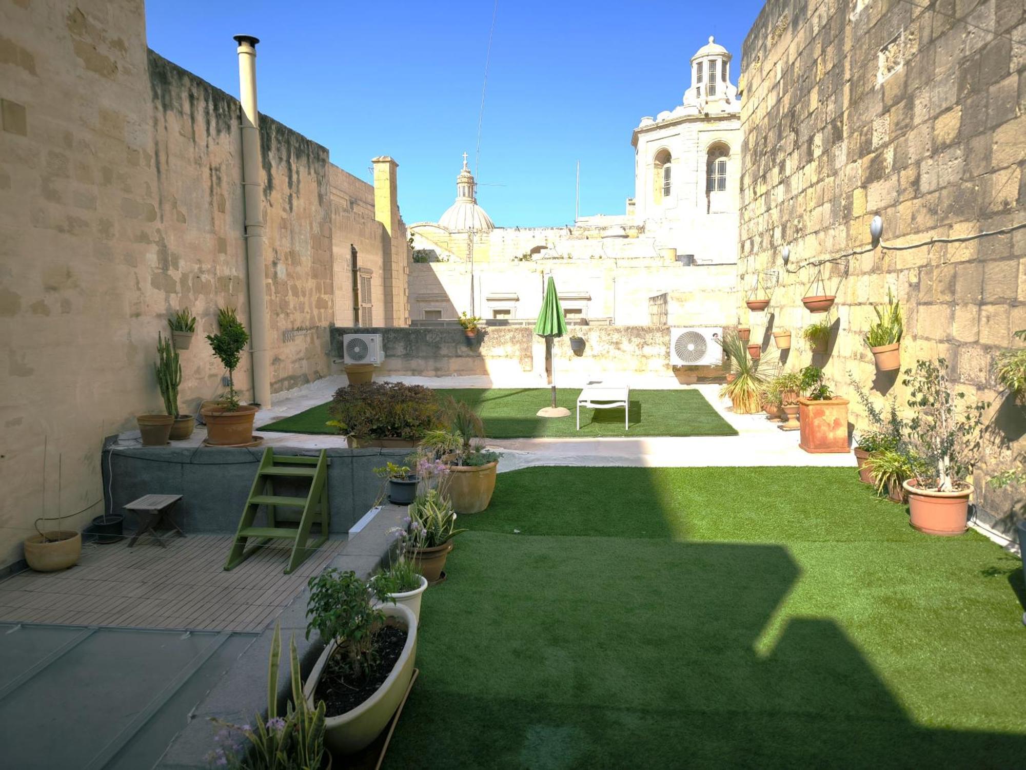 Stunning Valletta 3 Bedroom Town House Bagian luar foto