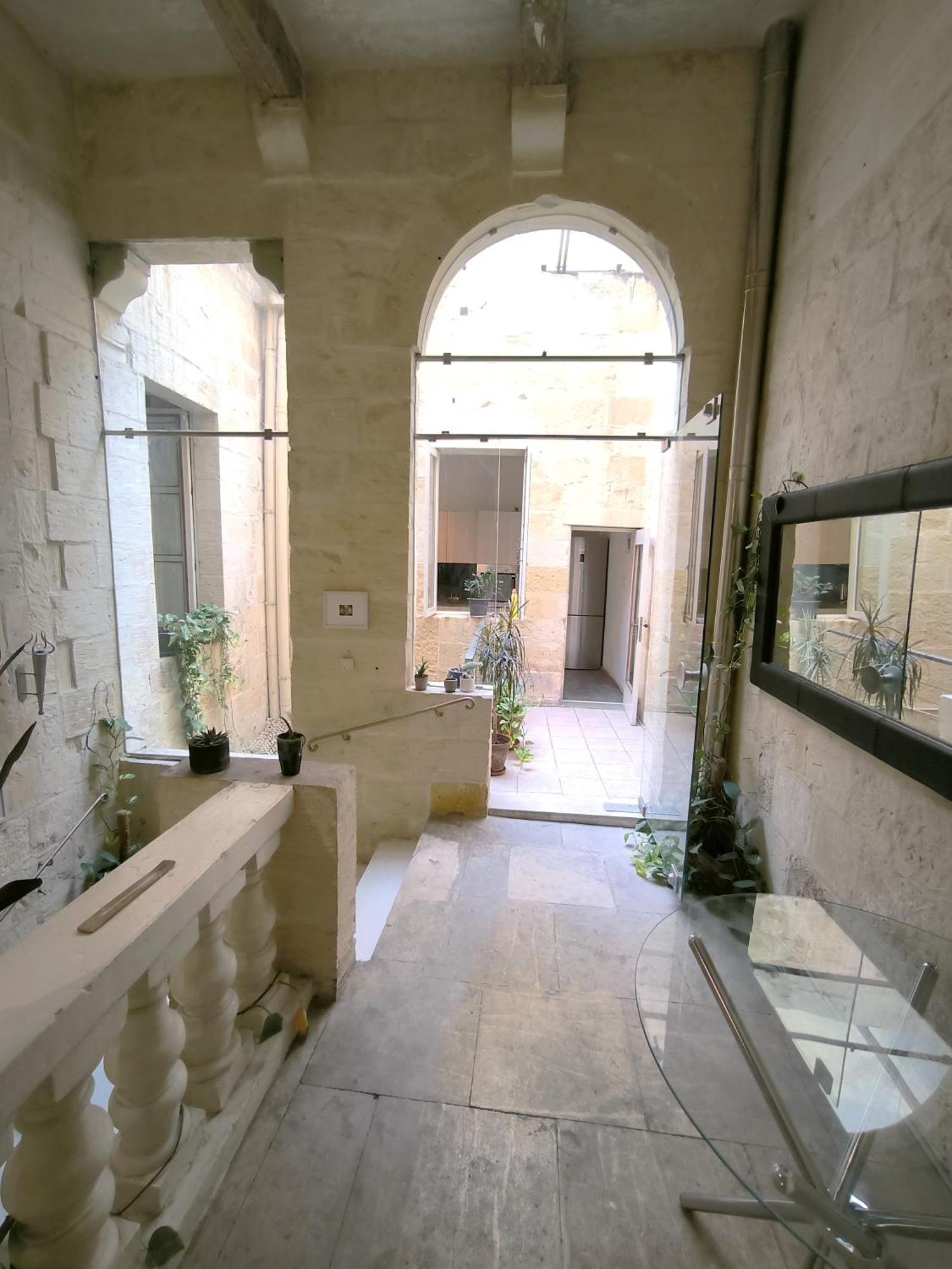 Stunning Valletta 3 Bedroom Town House Bagian luar foto
