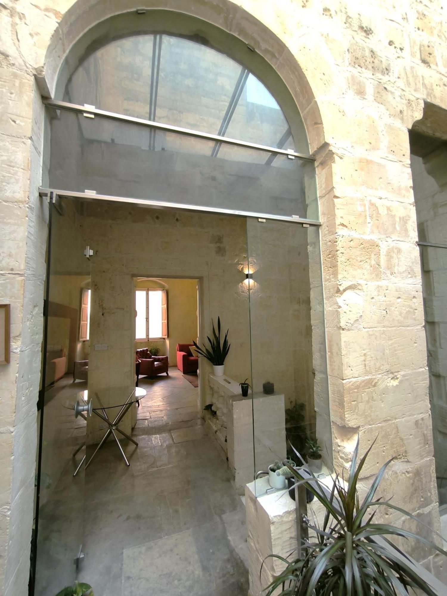Stunning Valletta 3 Bedroom Town House Bagian luar foto
