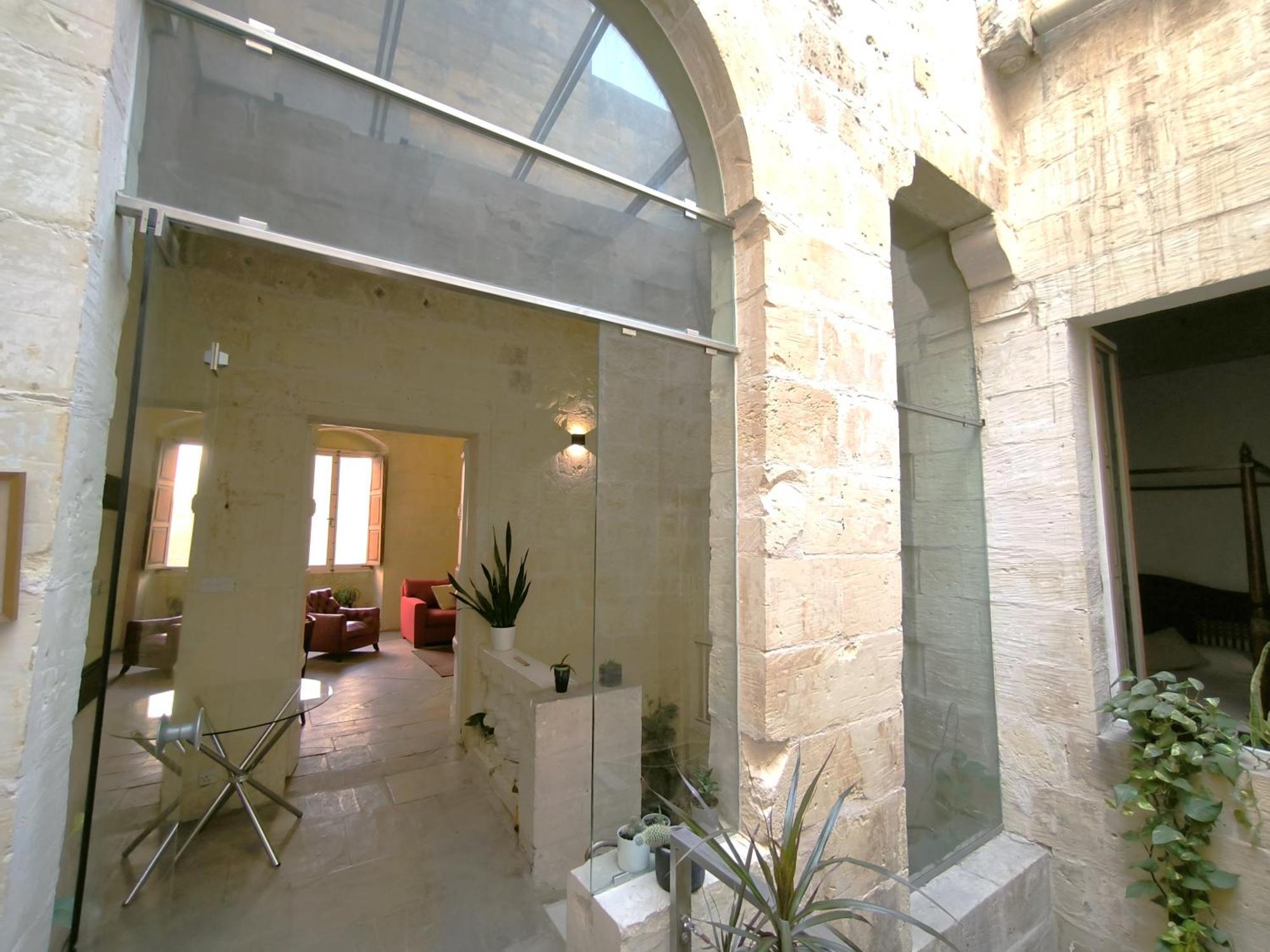 Stunning Valletta 3 Bedroom Town House Bagian luar foto